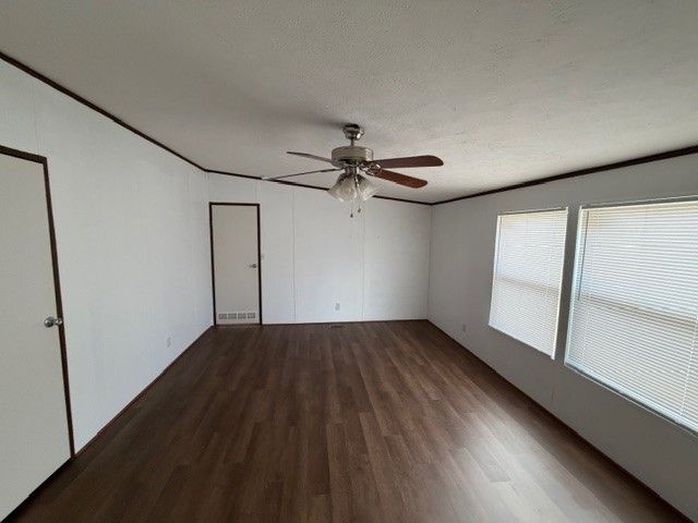 334 Whispering Trail, Gun Barrel City, TX 75156