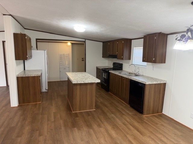 334 Whispering Trail, Gun Barrel City, TX 75156