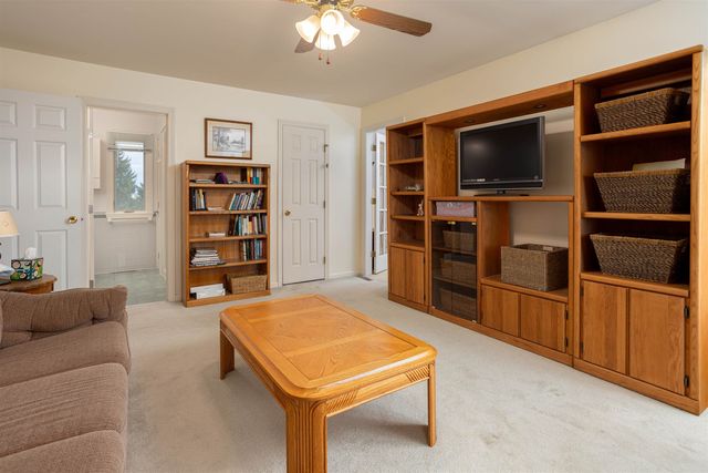 266 Isham Circle, Williston, VT 05495