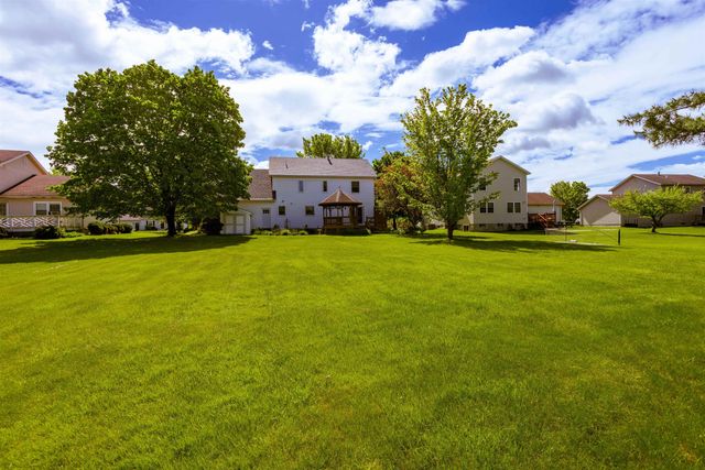 266 Isham Circle, Williston, VT 05495