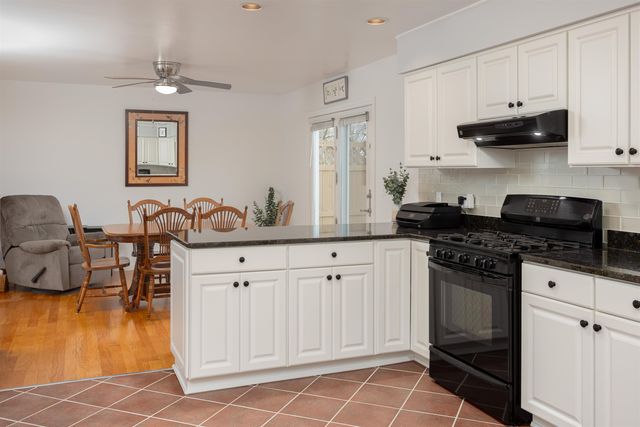 266 Isham Circle, Williston, VT 05495