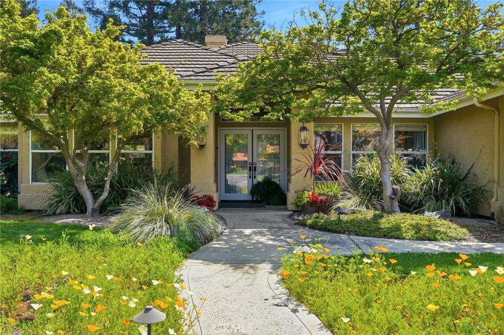 Image 11 of property listing at 2134 Cottonwood Circle, Visalia, CA 93277