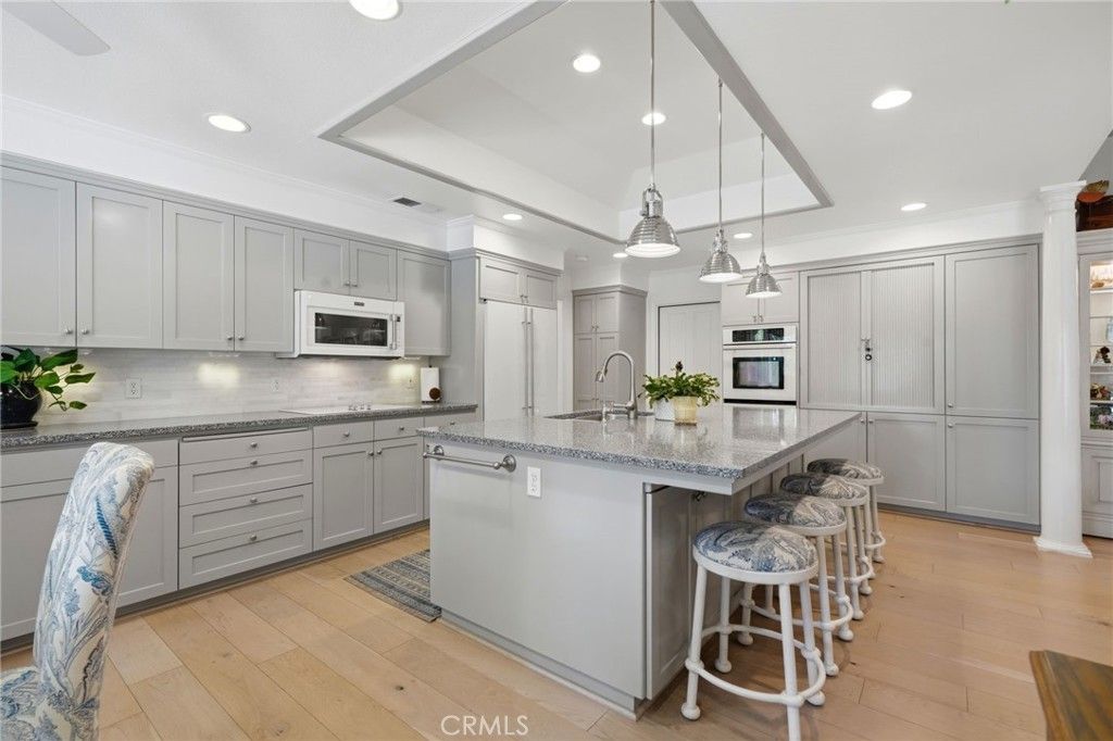 Image 21 of property listing at 2134 Cottonwood Circle, Visalia, CA 93277