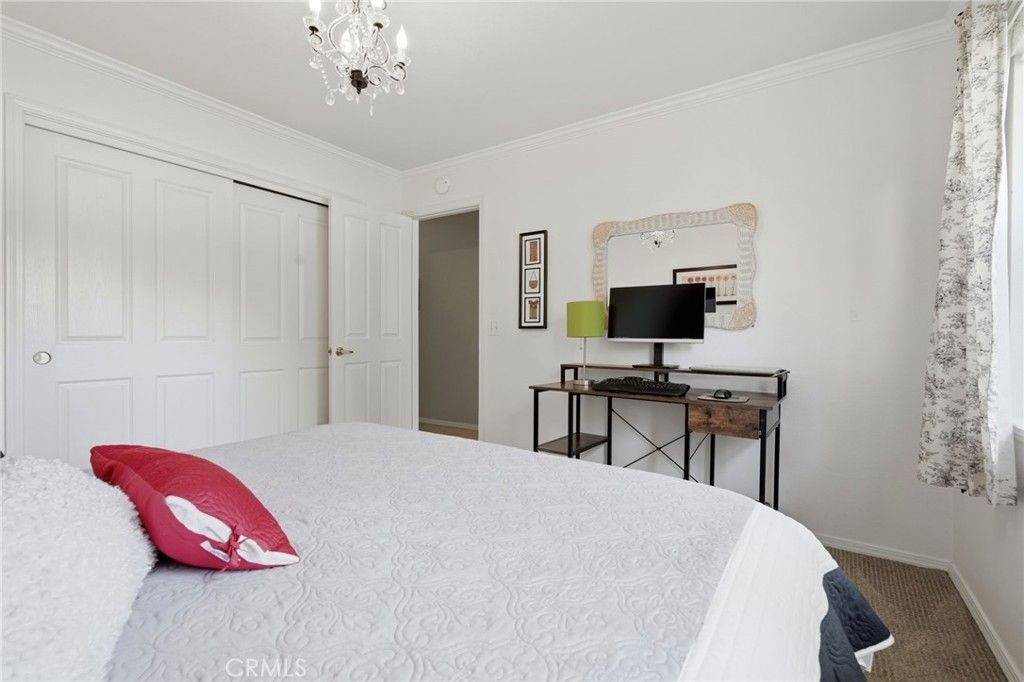 Image 39 of property listing at 2134 Cottonwood Circle, Visalia, CA 93277