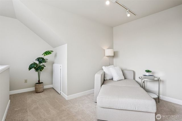 4726 Thackeray Place NE, Seattle, WA 98105