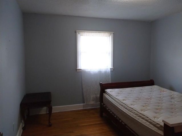 129 Townsend DR, Bassett, VA 24055