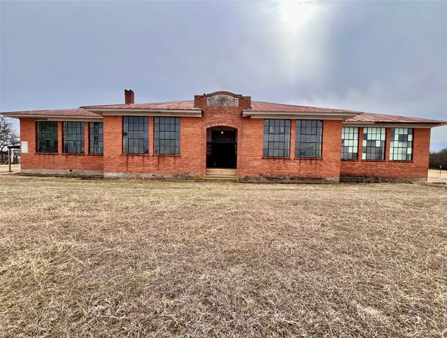 3673 FM 103, Nocona, TX 76255
