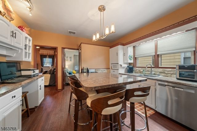 142 Knapp Ave, Clifton City, NJ 07011