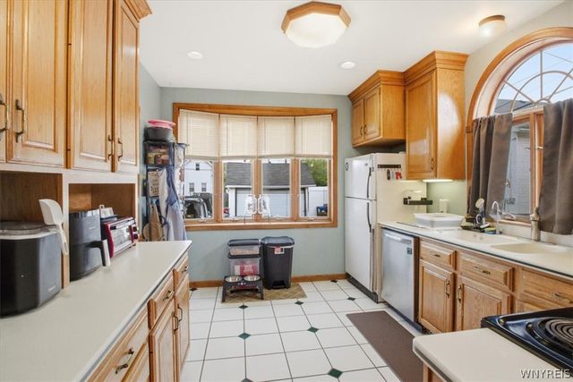 50 Saranac Avenue, Buffalo, NY 14216