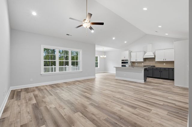 5172 Water Breeze Ct., Myrtle Beach, SC 29588