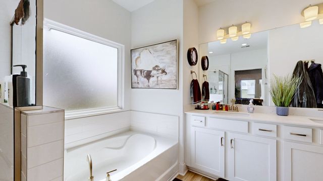 105 Model Ct, Columbia, TN 38401