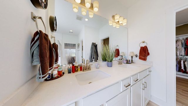 105 Model Ct, Columbia, TN 38401