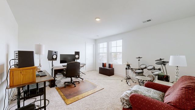 105 Model Ct, Columbia, TN 38401