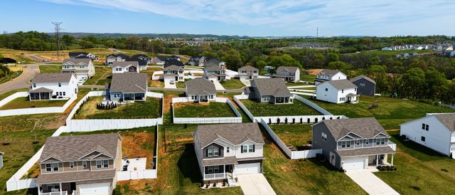 105 Model Ct, Columbia, TN 38401