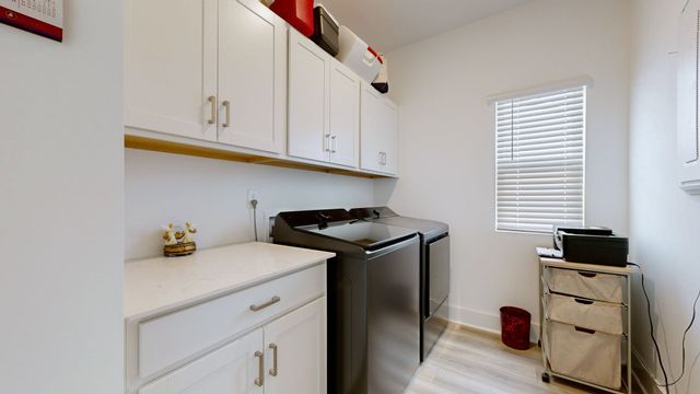 105 Model Ct, Columbia, TN 38401