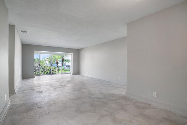 315 Venetian Drive 8, Delray Beach, FL 33483