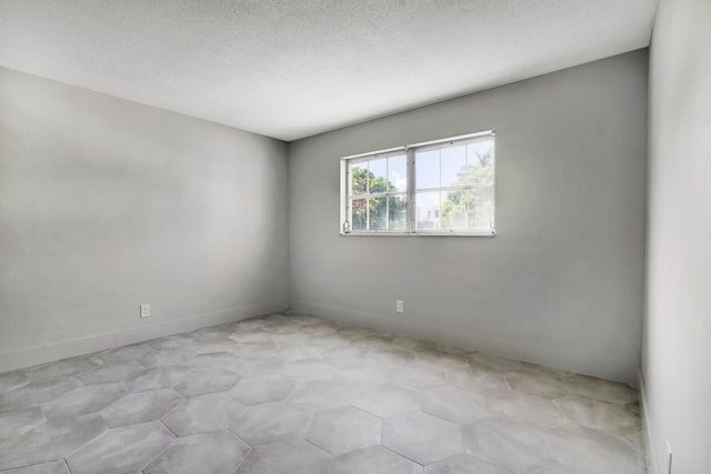 315 Venetian Drive 8, Delray Beach, FL 33483