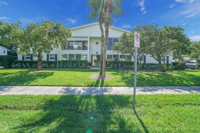 315 Venetian Drive 8, Delray Beach, FL 33483