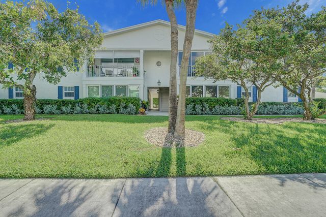 315 Venetian Drive 8, Delray Beach, FL 33483