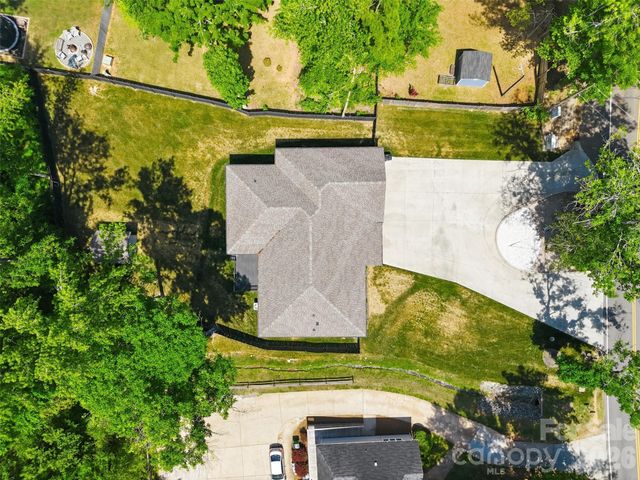 5330 Tuckaseegee Road, Charlotte, NC 28208