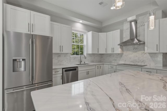 5330 Tuckaseegee Road, Charlotte, NC 28208