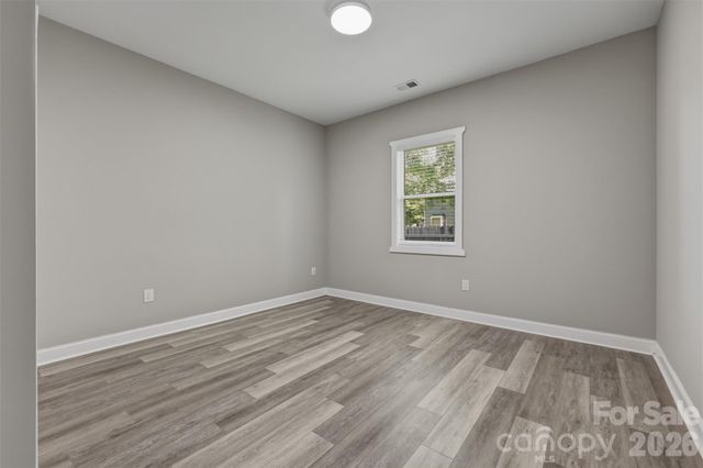 5330 Tuckaseegee Road, Charlotte, NC 28208