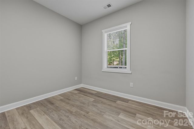 5330 Tuckaseegee Road, Charlotte, NC 28208