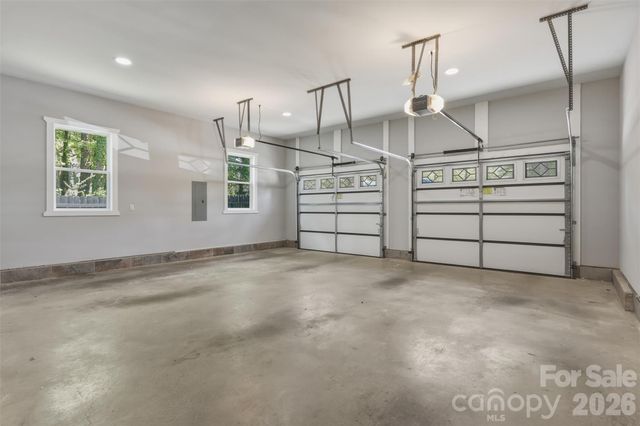 5330 Tuckaseegee Road, Charlotte, NC 28208