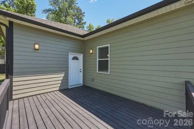 5330 Tuckaseegee Road, Charlotte, NC 28208