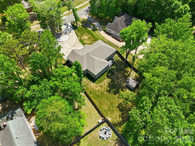 5330 Tuckaseegee Road, Charlotte, NC 28208