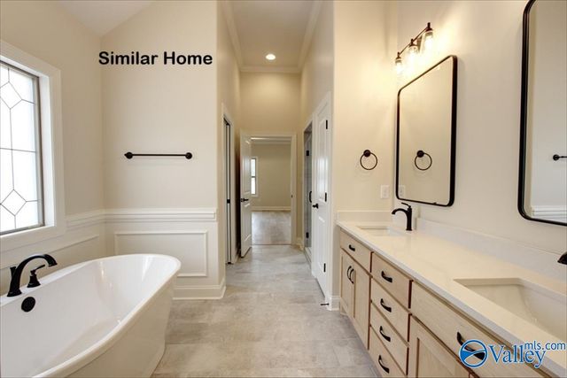 Mayfield - B Avondale Drive, Athens, AL 35613