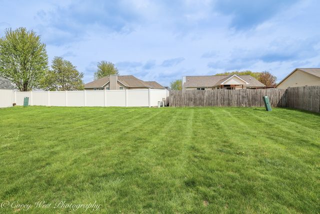 2436 Kristi Lane, Rockford, IL 61102