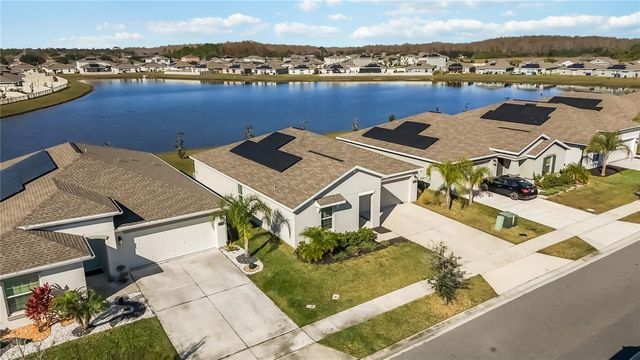 292 PINEYWOODS STREET, St Cloud, FL 34772