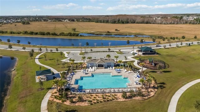 292 PINEYWOODS STREET, St Cloud, FL 34772