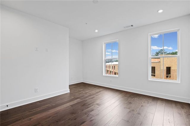 201 New Street 1302, Decatur, GA 30030