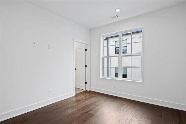 201 New Street 1302, Decatur, GA 30030