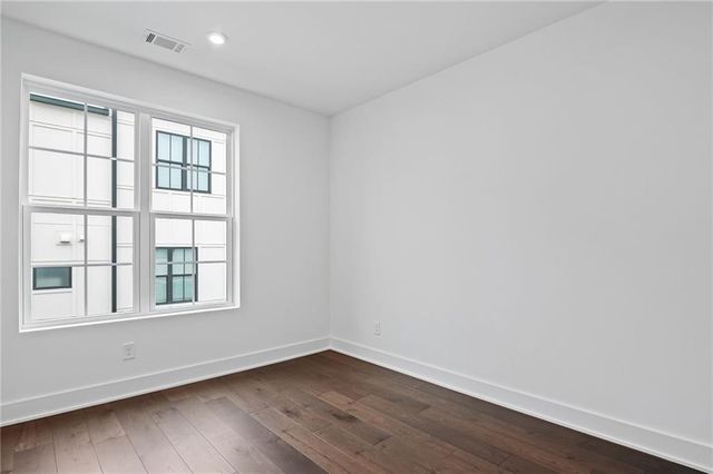 201 New Street 1302, Decatur, GA 30030