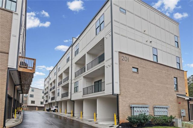 201 New Street 1302, Decatur, GA 30030