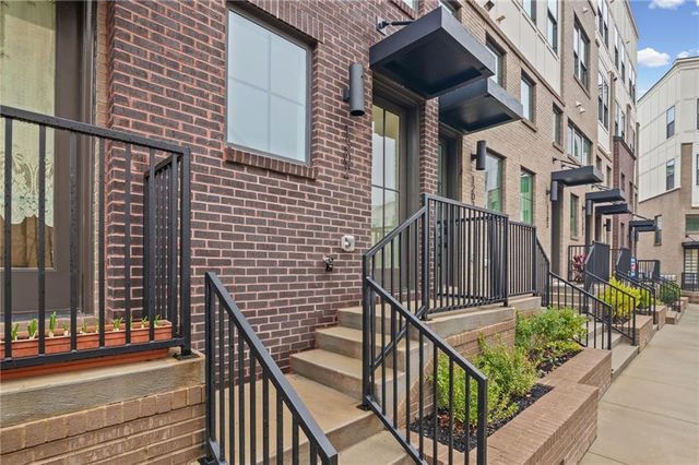 201 New Street 1302, Decatur, GA 30030