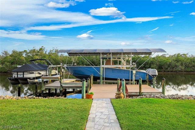 11861 Isle Of Palms DR, Fort Myers Beach, FL 33931