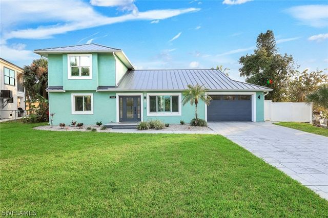 11861 Isle Of Palms DR, Fort Myers Beach, FL 33931