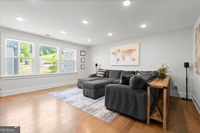 2775 Twisted Oak Lane, Marietta, GA 30066