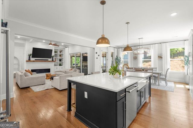 2775 Twisted Oak Lane, Marietta, GA 30066