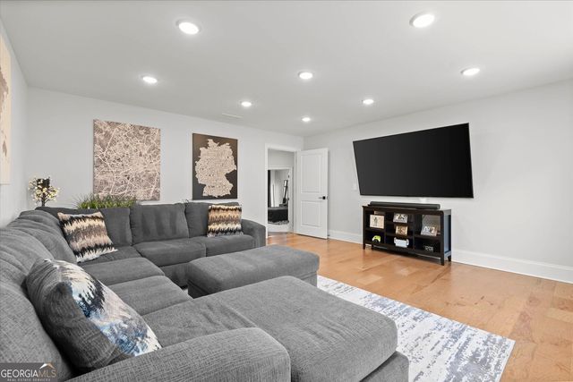 2775 Twisted Oak Lane, Marietta, GA 30066
