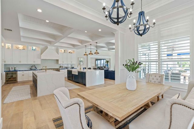 261 Old Jupiter Beach Road, Jupiter, FL 33477