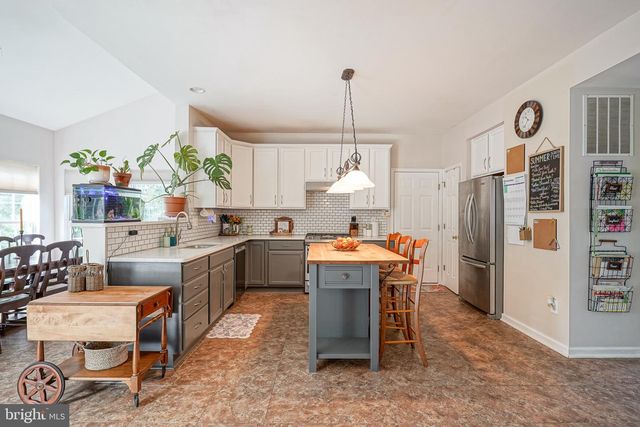 3573 RAVENNA LN, Vineland, NJ 08361