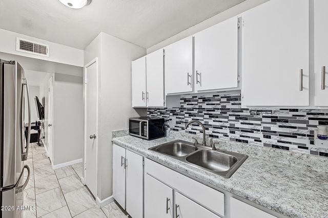 5343 W LEWIS Avenue, Phoenix, AZ 85035