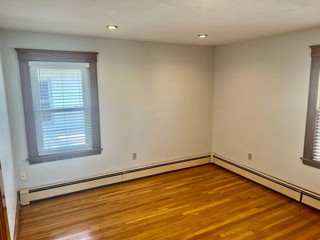 616 Adams Sr 1, Quincy, MA 02169