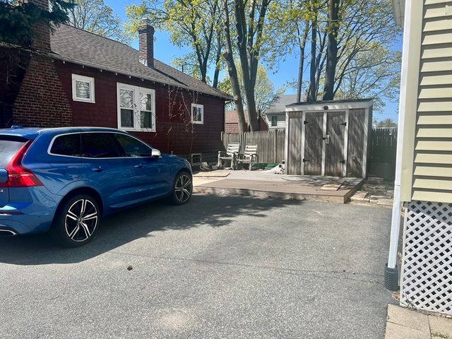 616 Adams Sr 1, Quincy, MA 02169
