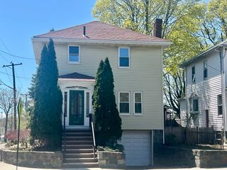 616 Adams Sr 1, Quincy, MA 02169